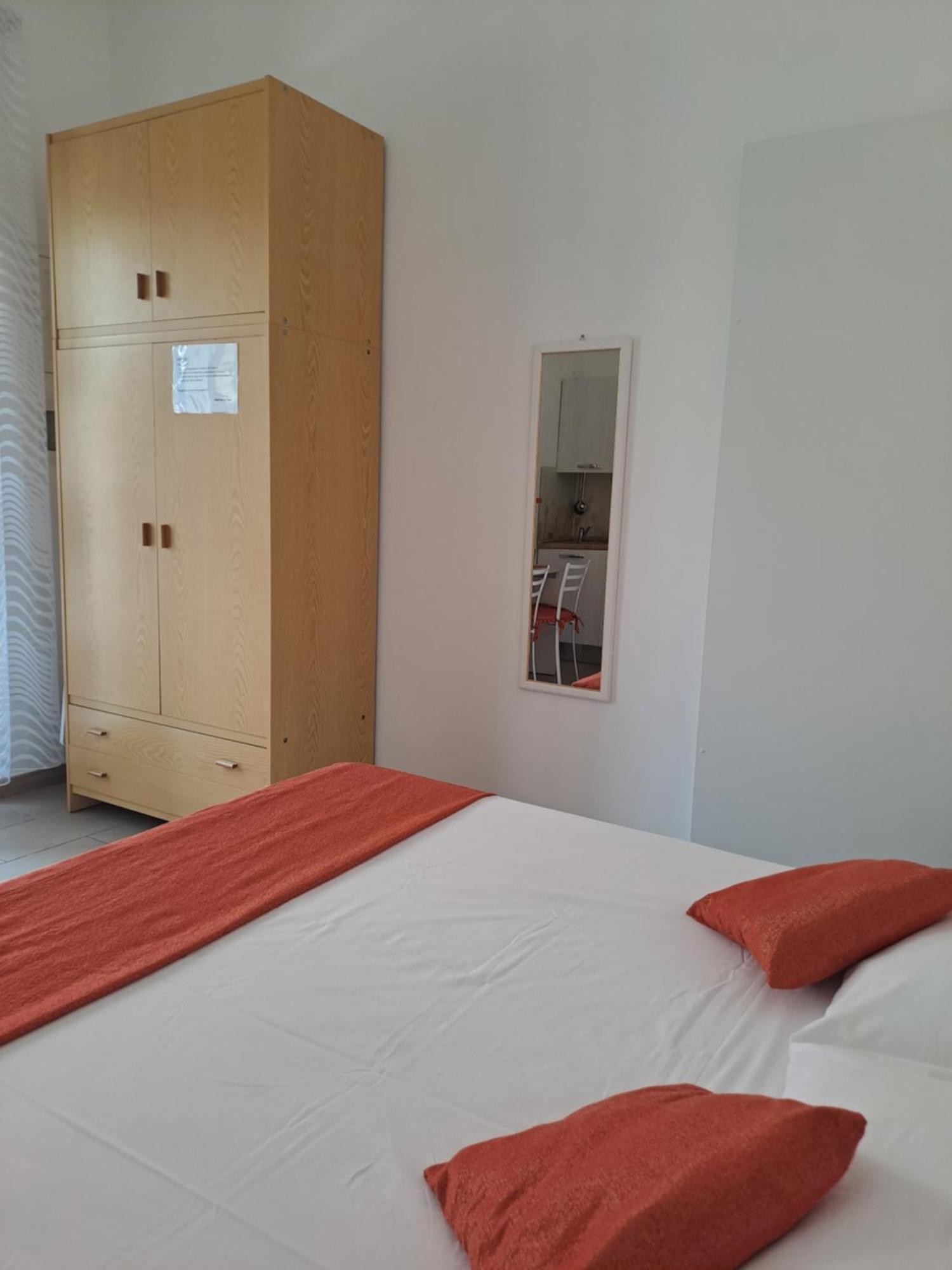 B&B Fior Di Mare Порто Чезарео Екстериор снимка