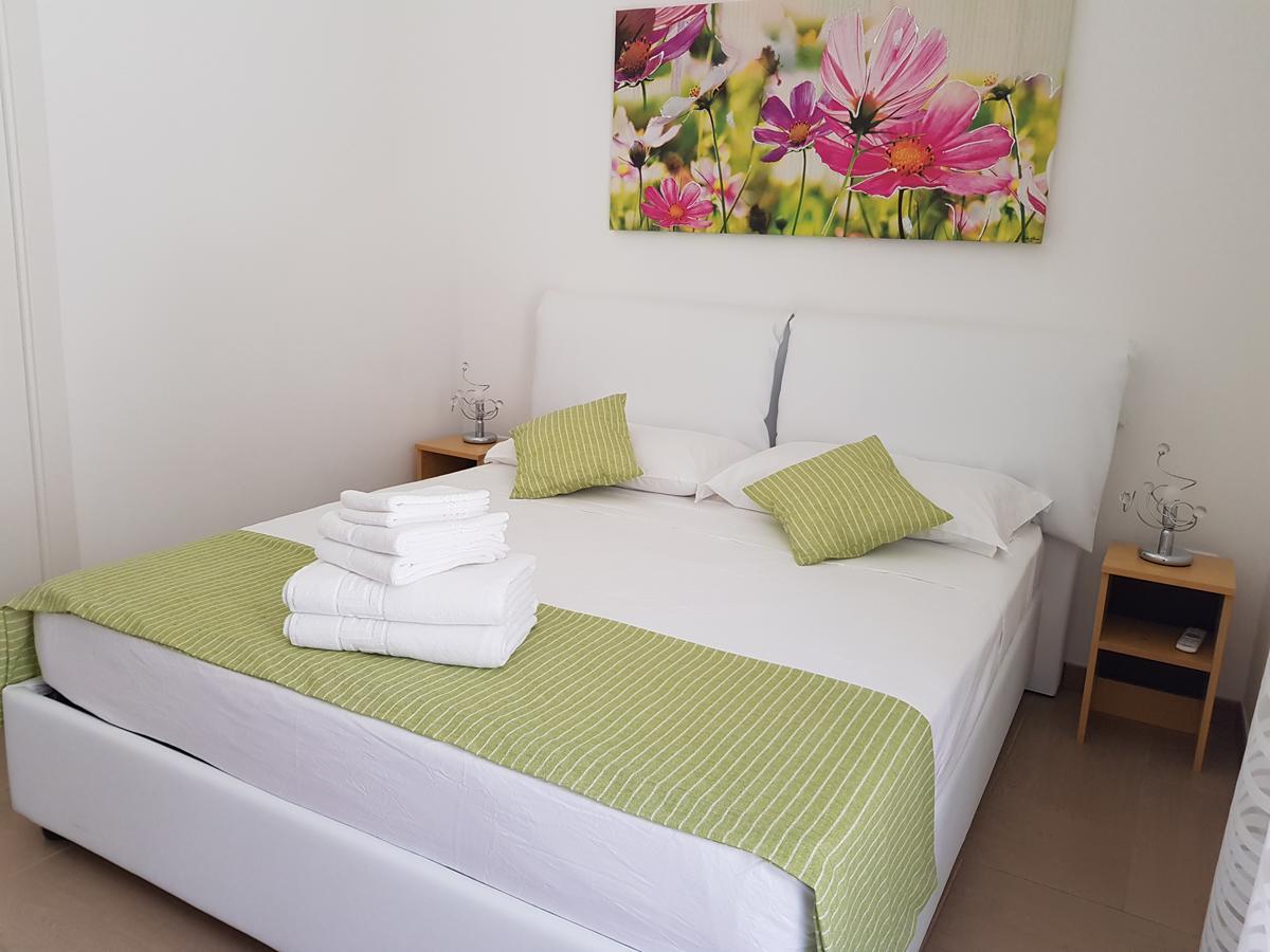 B&B Fior Di Mare Порто Чезарео Екстериор снимка
